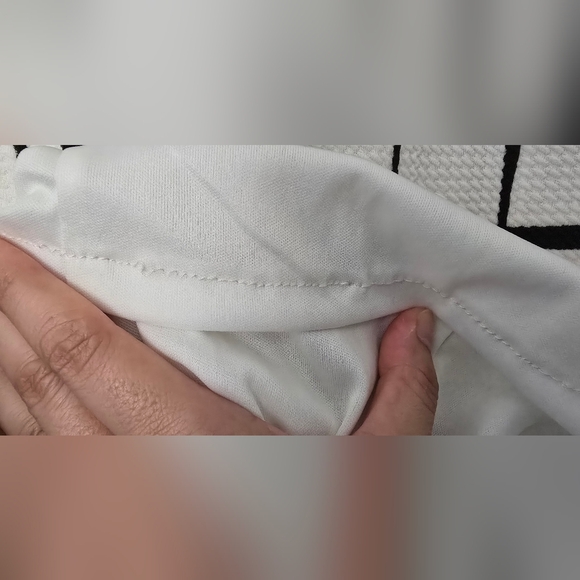 Lulus Long and Drawn Out Black And Ivory Print Midi Dress Size S - Picture 6 of 8